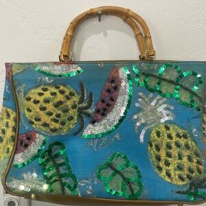 Super fun summer purse with wooden handles Sequins on front Like new